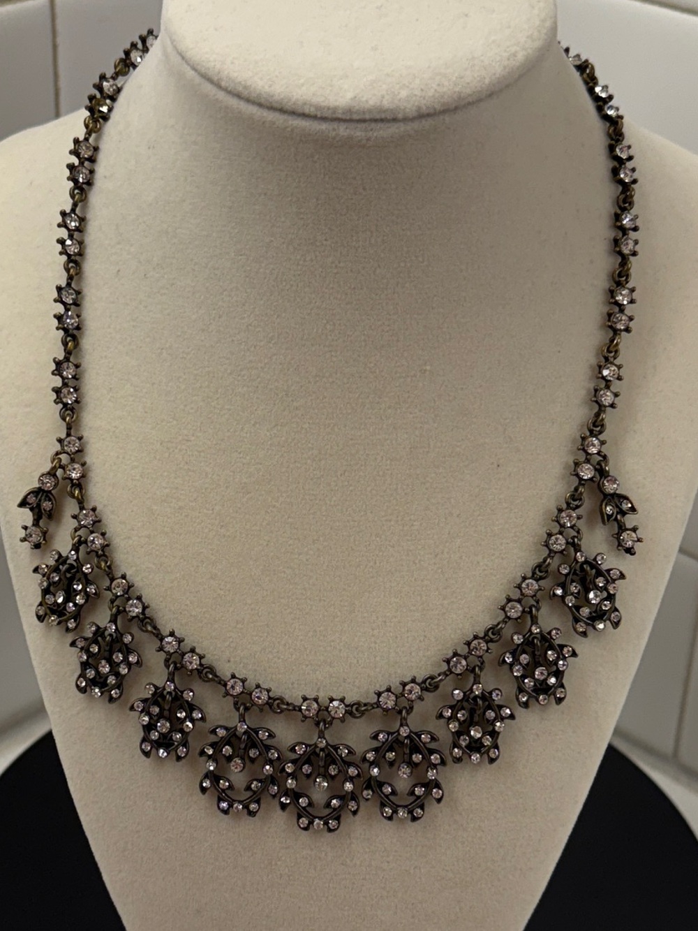 Rhinestone Floral Drop Necklace in Black and Silver